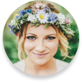 Olivia <span> CMO </ span>